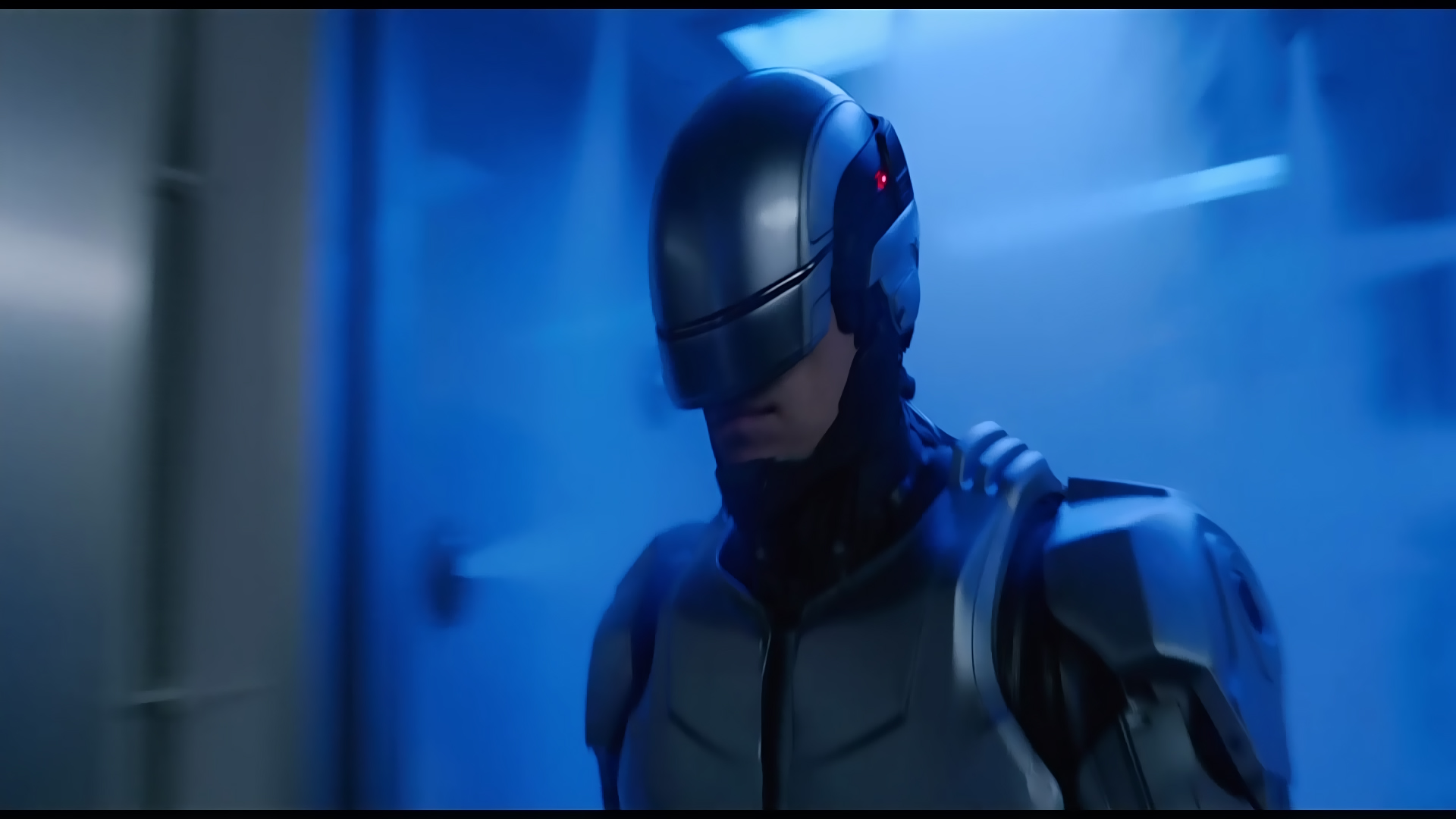 joel kinnaman robocop silver