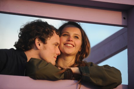 Anton Yelchin plays Jacob and Felicity Jones plays Anna in LIKE CRAZY