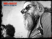 Mark Boone Jr as Bobby