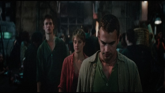 Divergent series: Insurgent movie stills