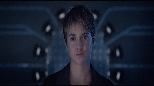Shailene Woodley as Tris Prior in Insurgent